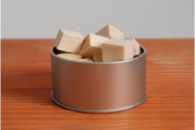 DIY-Air-Freshener-and-how-to-add-scent-to-wood-northstory.ca_